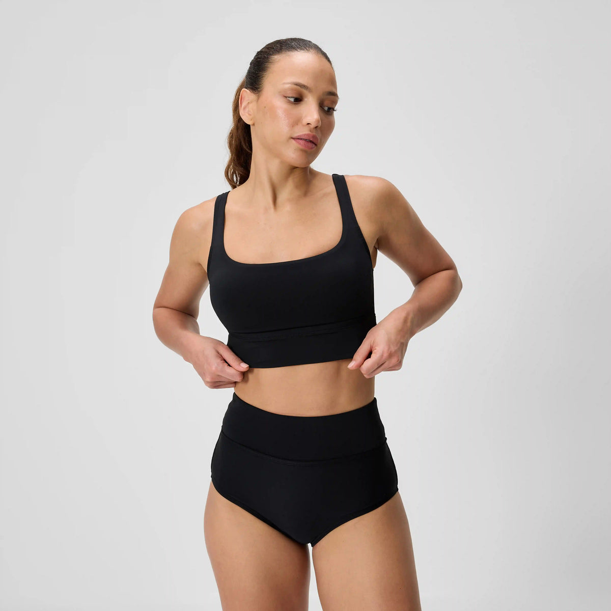 Women's Solid Square Neck Bikini Top Black